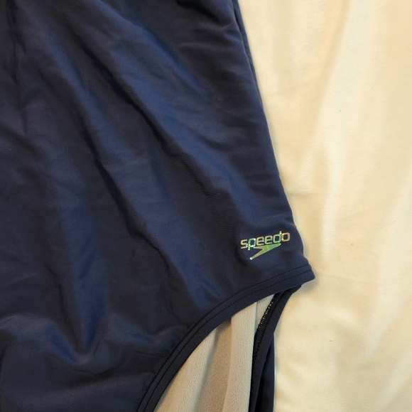 Speedo size 8 blue colorblock one piece swimsuit - Picture 2 of 8